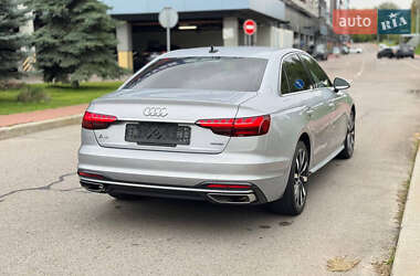 Седан Audi A4 2021 в 