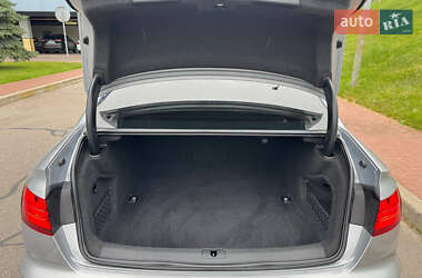 Седан Audi A4 2021 в 