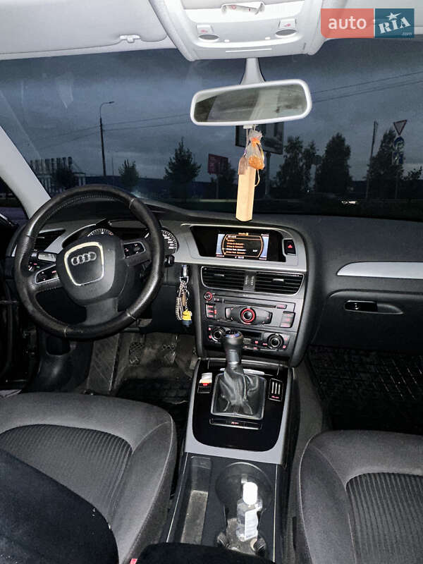 Седан Audi A4 2011 в Рівному фото 16 Седан Audi A4 2011 в Рівному