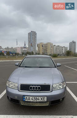 Седан Audi A4 2004 в 