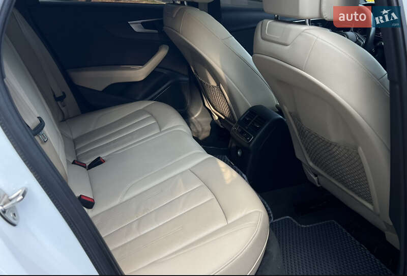 Седан Audi A4 2017 в Києві