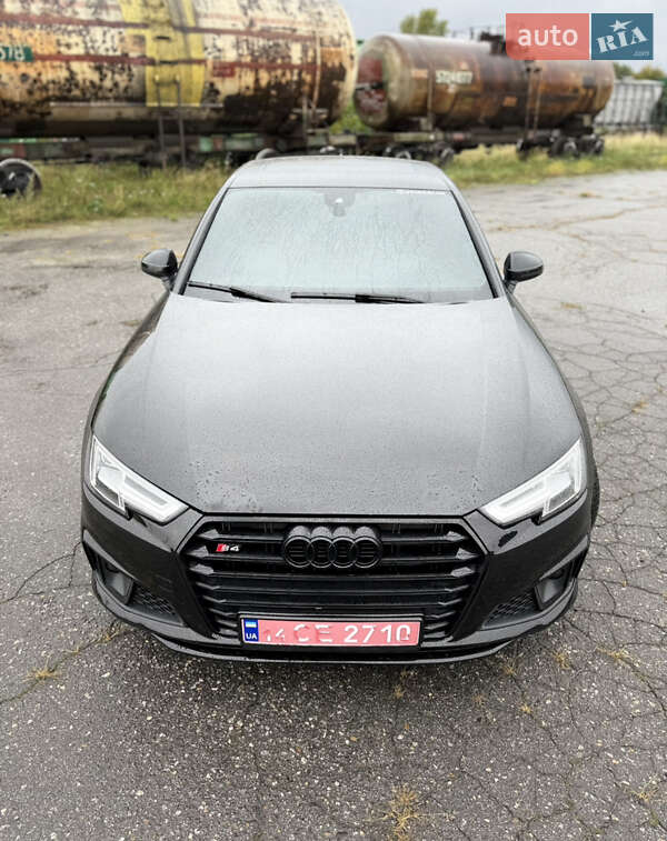 Седан Audi A4 2019 в Вінниці