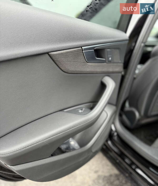 Седан Audi A4 2019 в Вінниці