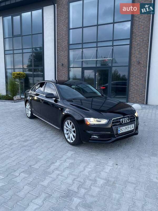 Седан Audi A4 2014 в Тернополе