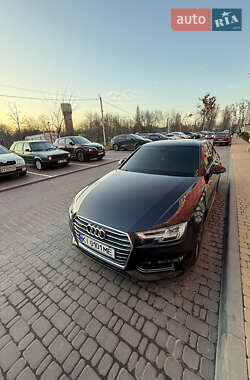 Седан Audi A4 2016 в 