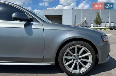 Седан Audi A4 2010 в 