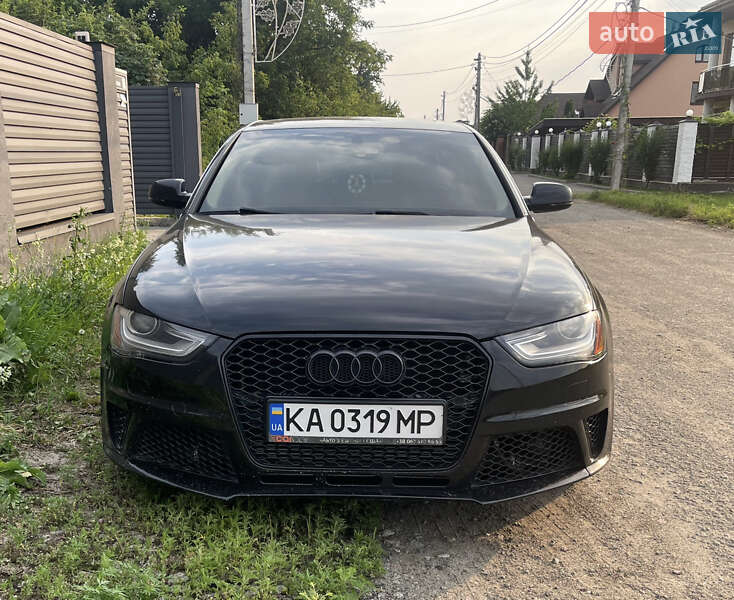 Седан Audi A4 2015 в Киеве