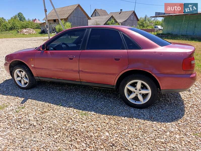 Седан Audi A4 1996 в Банилове-Подгорном