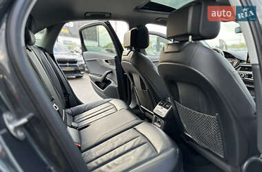 Седан Audi A4 2018 в 