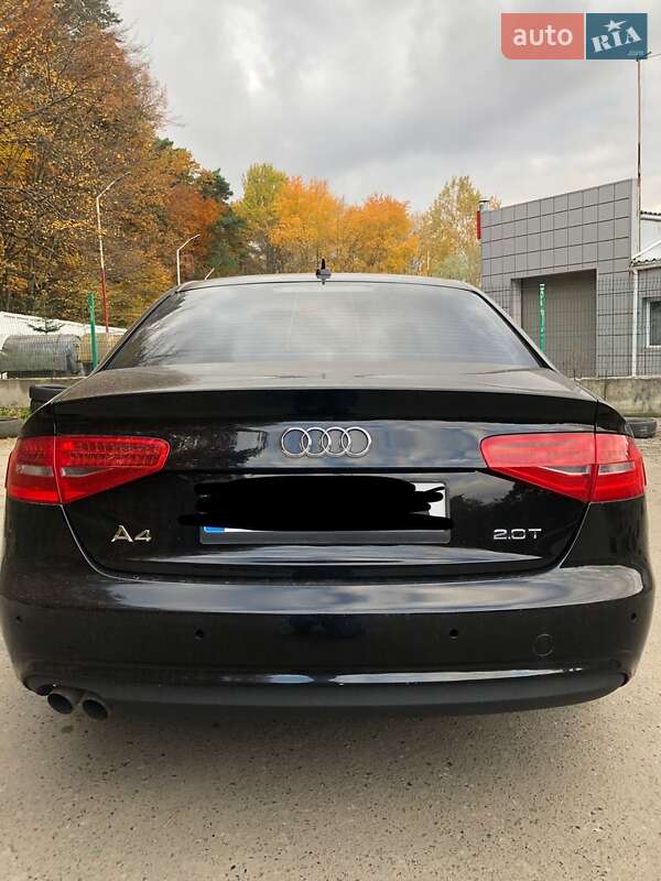 Седан Audi A4 2013 в Львові