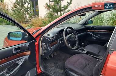 Седан Audi A4 1996 в 