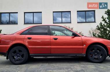 Седан Audi A4 1996 в 