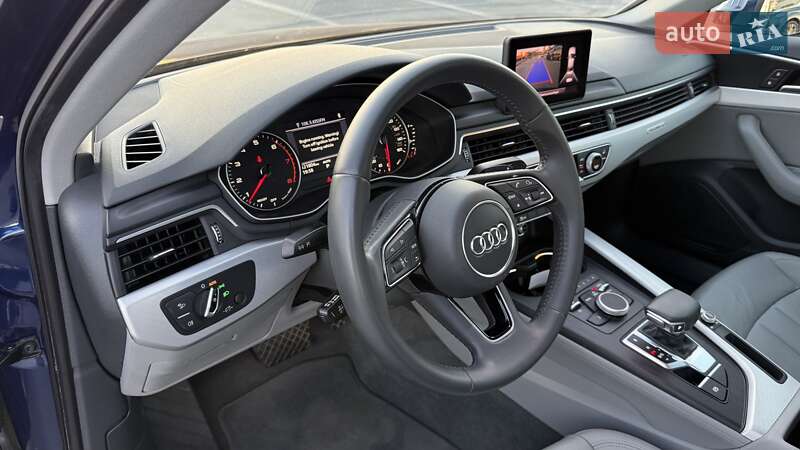 Седан Audi A4 2017 в Киеве