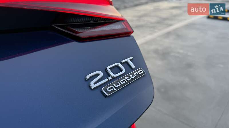 Седан Audi A4 2017 в Киеве