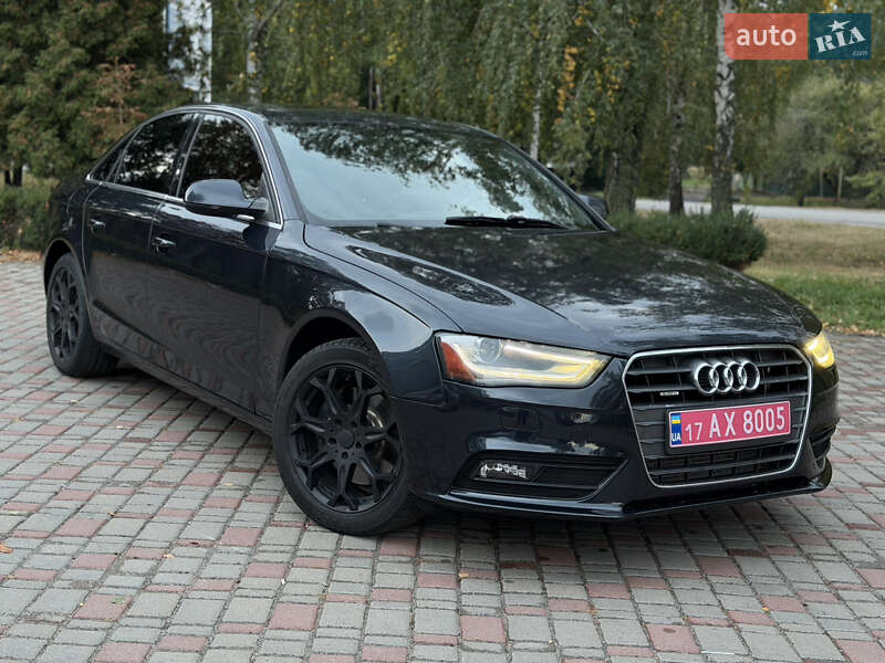 Седан Audi A4 2013 в Лубнах
