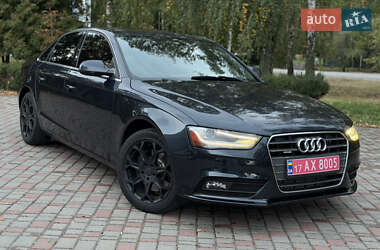 Седан Audi A4 2013 в 