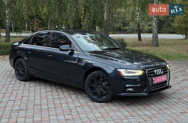 Седан Audi A4 2013 в 