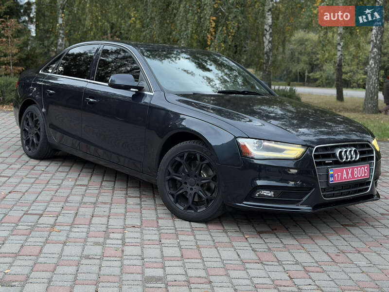 Седан Audi A4 2013 в Лубнах