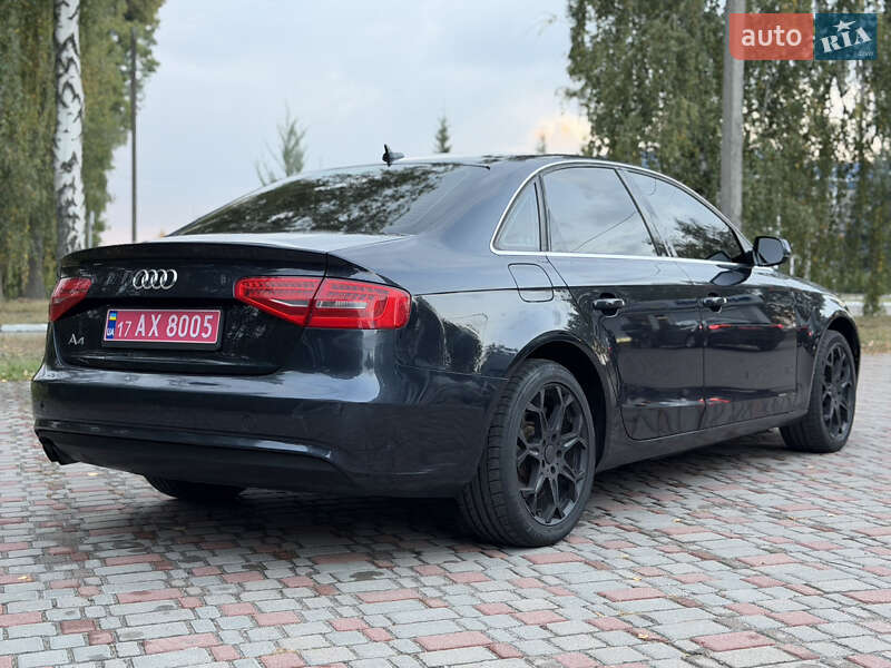 Седан Audi A4 2013 в Лубнах