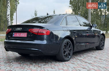 Седан Audi A4 2013 в 