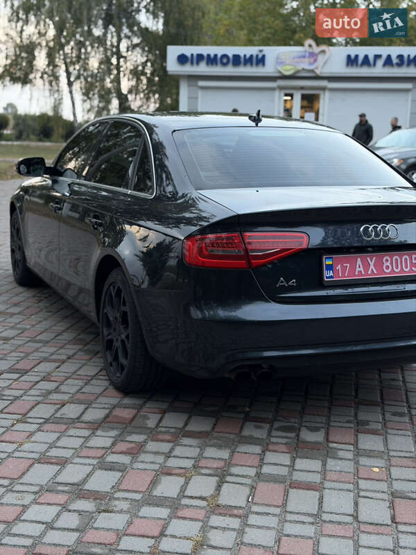 Седан Audi A4 2013 в Лубнах