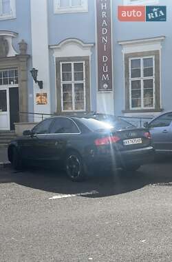 Седан Audi A4 2011 в 