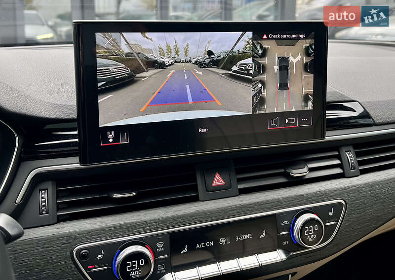 Седан Audi A4 2022 в Киеве