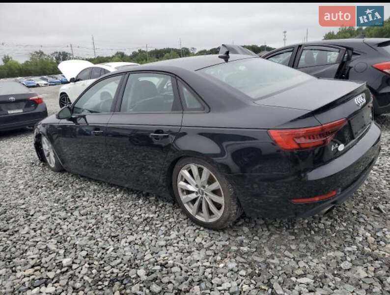 Седан Audi A4 2017 в Львові