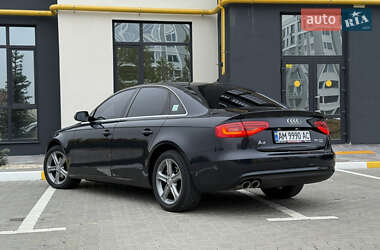 Седан Audi A4 2014 в 