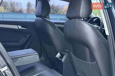 Седан Audi A4 2014 в 