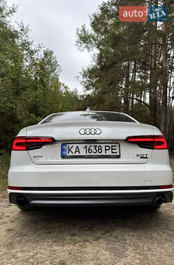 Седан Audi A4 2018 в 