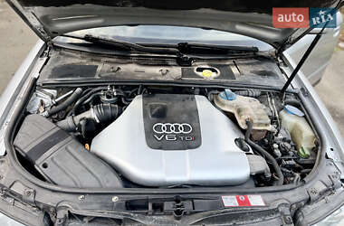 Седан Audi A4 2001 в 