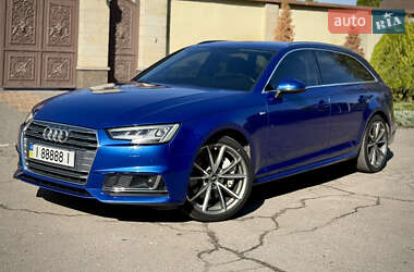Универсал Audi A4 2016 в 