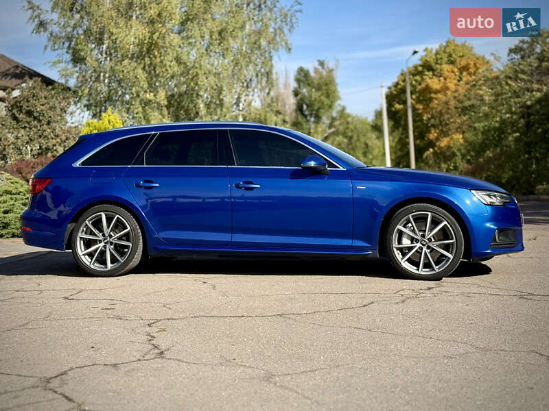 Универсал Audi A4 2016 в Днепре