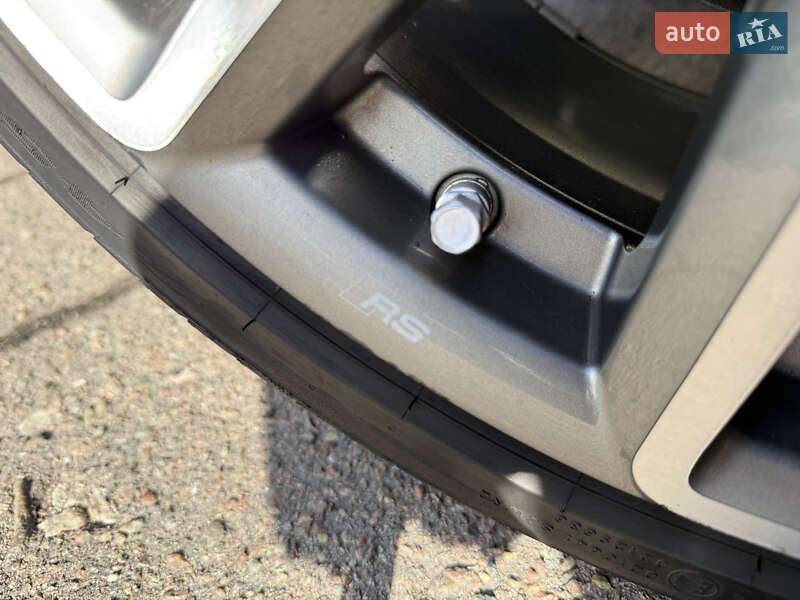 Универсал Audi A4 2016 в Днепре