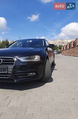 Универсал Audi A4 2013 в 