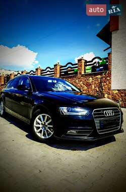 Универсал Audi A4 2013 в 