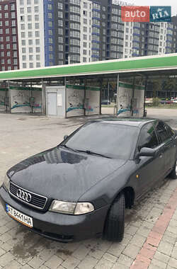 Седан Audi A4 1998 в Ивано-Франковске
