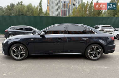 Седан Audi A4 2018 в 