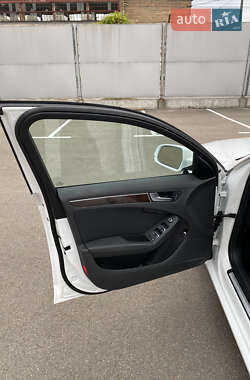 Седан Audi A4 2013 в 