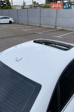 Седан Audi A4 2013 в 