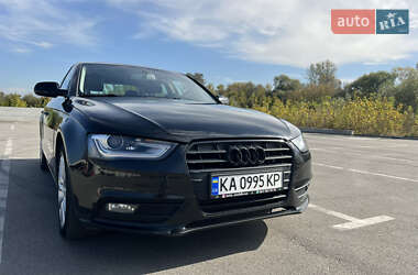 Седан Audi A4 2012 в Ирпене
