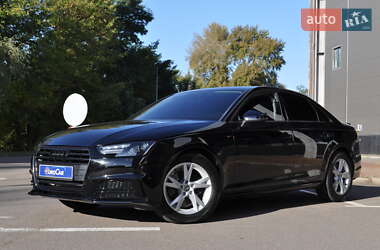 Седан Audi A4 2017 в Киеве