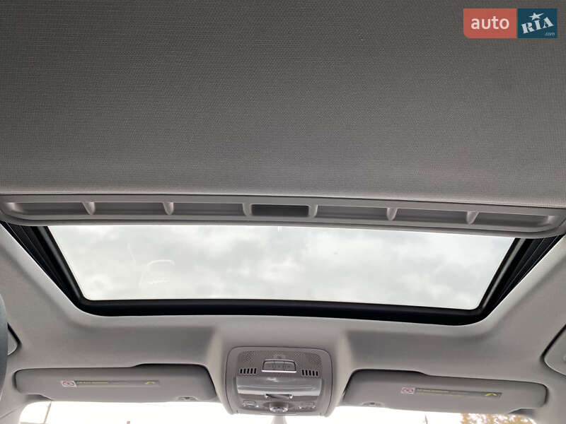 Седан Audi A4 2013 в Києві