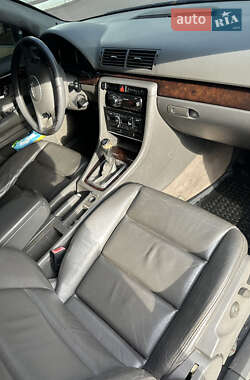 Седан Audi A4 2005 в 
