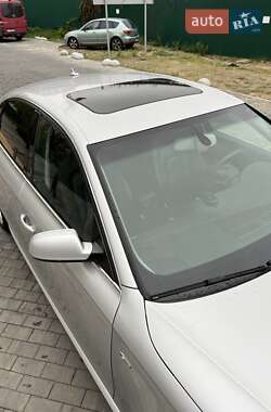 Седан Audi A4 2013 в 