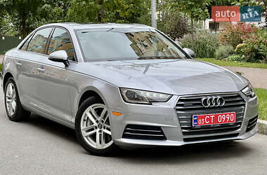 Седан Audi A4 2017 в 