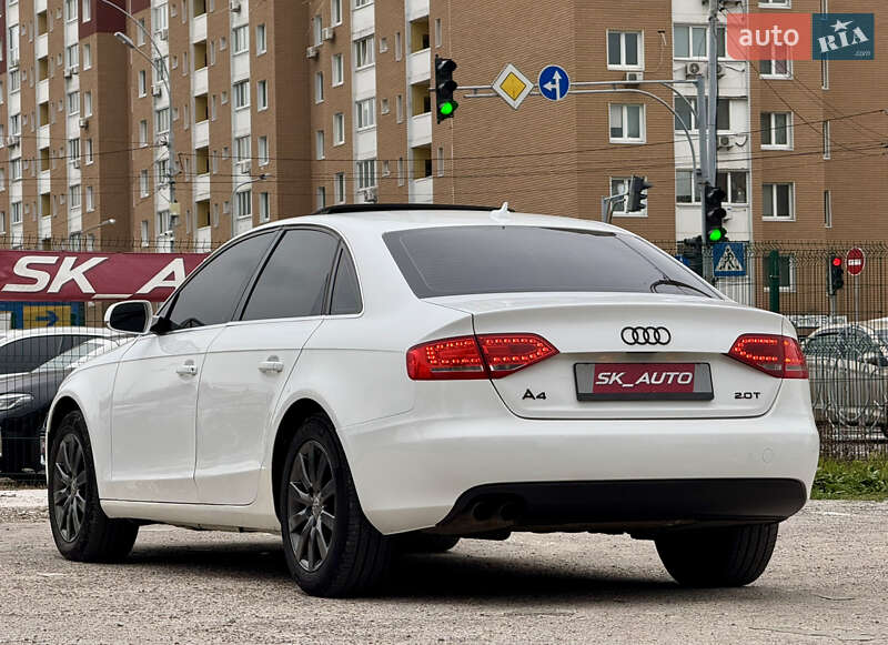 Седан Audi A4 2010 в Киеве