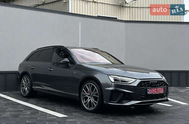 Универсал Audi A4 2022 в 