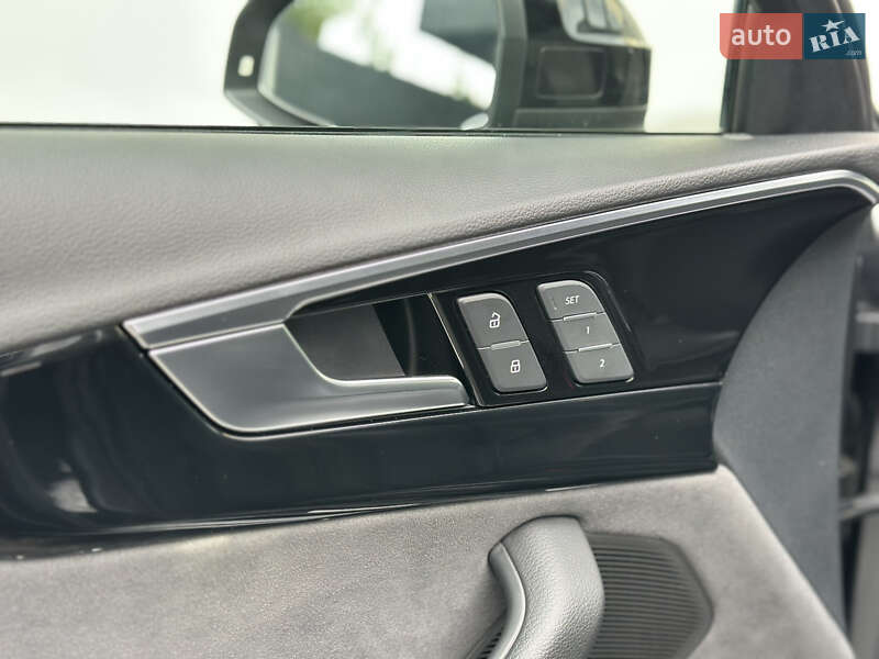 Универсал Audi A4 2022 в Ровно